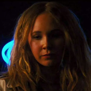 Juno Temple as Jen in The Dark Knight Rises